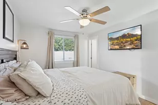 3224 E Friess Dr, Phoenix, AZ 85032 - Photo 13