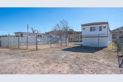 306 E Apache Street, Huachuca City, AZ 85616 - Photo 7