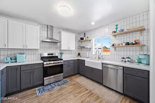 2825 N Greenfield Rd, Phoenix, AZ 85006 - Photo 3