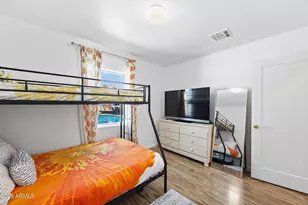 2825 N Greenfield Rd, Phoenix, AZ 85006 - Photo 17