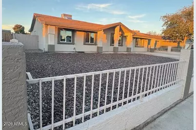8052 W Pierson Street, Phoenix, AZ 85033 - Photo 3