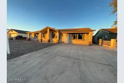 8052 W Pierson Street, Phoenix, AZ 85033 - Photo 1