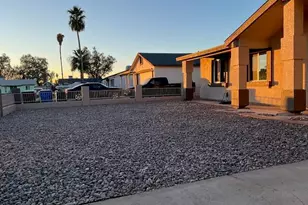 8052 W Pierson St, Phoenix, AZ 85033 - Photo 11