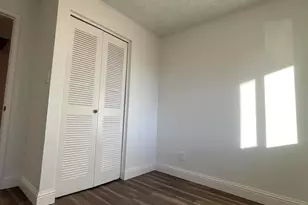 8052 W Pierson St, Phoenix, AZ 85033 - Photo 25