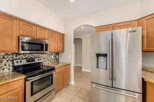 10625 E Knowles Ave, Mesa, AZ 85209 - Photo 13