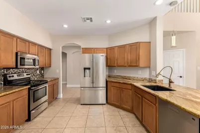 10625 E Knowles Avenue, Mesa, AZ 85209 - Photo 11