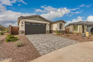 8302 N 54th Dr, Glendale, AZ 85302 - Photo 11