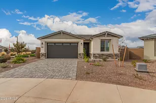 8302 N 54th Dr, Glendale, AZ 85302 - Photo 1