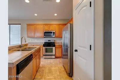 15339 N 145th Avenue, Surprise, AZ 85379 - Photo 9