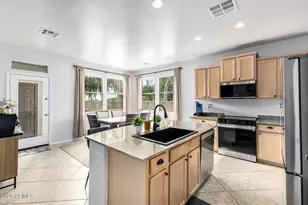 21029 W Edith Way, Buckeye, AZ 85396 - Photo 9