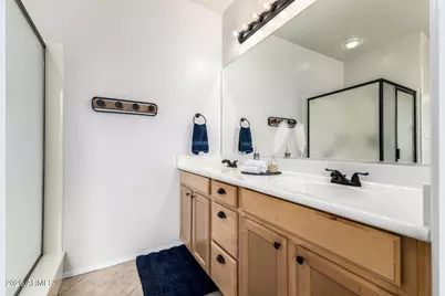 21029 W Edith Way, Buckeye, AZ 85396 - Photo 17