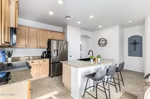 21029 W Edith Way, Buckeye, AZ 85396 - Photo 11