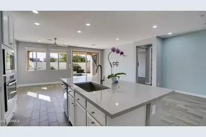 3871 E Loma Vista Street, Gilbert, AZ 85295 - Photo 3