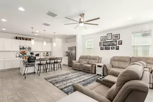 2574 S Barks Canyon Trail, Apache Junction, AZ 85119 - Photo 3