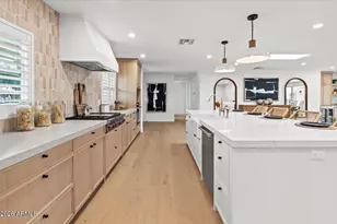 4525 E Calle Ventura, Phoenix, AZ 85018 - Photo 13