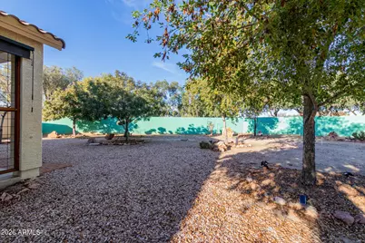 17102 W Saguaro Lane, Surprise, AZ 85388 - Photo 29