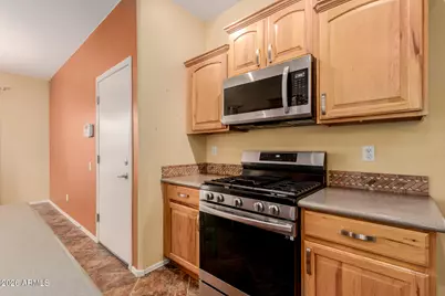 17102 W Saguaro Lane, Surprise, AZ 85388 - Photo 11