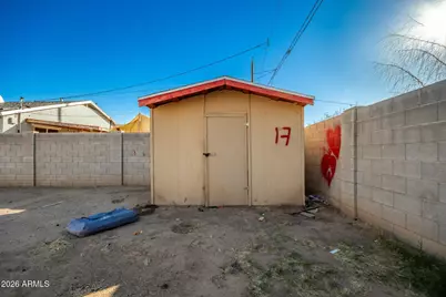 914 S 30th Drive, Phoenix, AZ 85009 - Photo 5