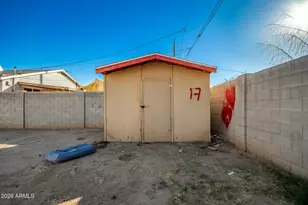 914 S 30th Dr, Phoenix, AZ 85009 - Photo 5