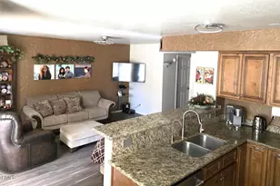 1871 E Buffalo St, Chandler, AZ 85225 - Photo 7