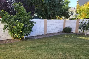 1871 E Buffalo St, Chandler, AZ 85225 - Photo 27