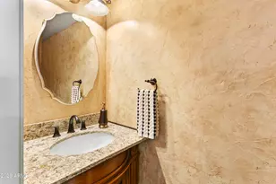 1871 E Buffalo St, Chandler, AZ 85225 - Photo 15