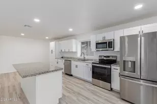 7226 W Sunnyslope Ln, Peoria, AZ 85345 - Photo 15