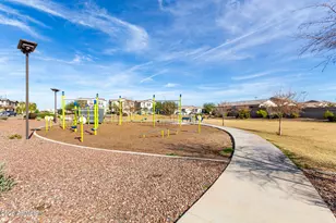 5740 W Raymond St, Phoenix, AZ 85043 - Photo 39