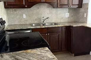 1117 E Sunnyslope Ln, Phoenix, AZ 85020 - Photo 3