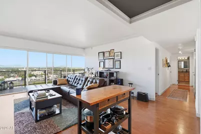 4750 N Central Avenue #10K, Phoenix, AZ 85012 - Photo 3