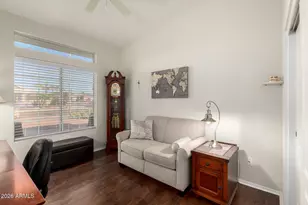 10813 W Wikieup Ln, Peoria, AZ 85373 - Photo 23