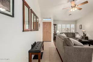 10813 W Wikieup Ln, Peoria, AZ 85373 - Photo 5