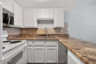 21622 N 23rd Avenue #B 304, Phoenix, AZ 85027 - Photo 3