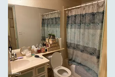 1007 E Village Circle Drive N, Phoenix, AZ 85022 - Photo 11