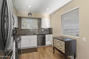 10046 W Lakeview Cir N, Sun City, AZ 85351 - Photo 21