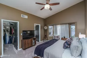 10952 S Desert Lake Dr, Goodyear, AZ 85338 - Photo 13
