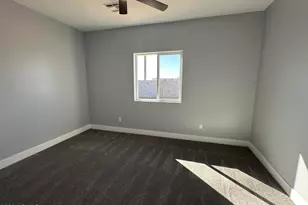 16030 S Elizabeth Pl, Arizona City, AZ 85123 - Photo 47