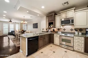 2470 E Roma Ave, Phoenix, AZ 85016 - Photo 7