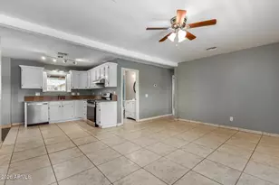 5309 N 22nd Dr, Phoenix, AZ 85015 - Photo 9