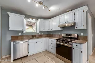 5309 N 22nd Dr, Phoenix, AZ 85015 - Photo 11