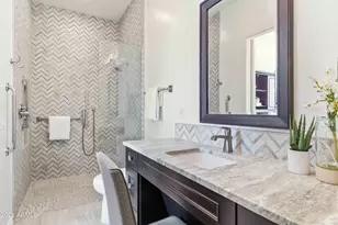 7126 E Bluebird Ln, Paradise Valley, AZ 85253 - Photo 11