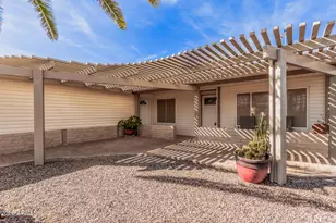 25640 S Idaho Ct, Sun Lakes, AZ 85248 - Photo 3