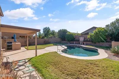 43813 W Rio Lobo Drive, Maricopa, AZ 85138 - Photo 31