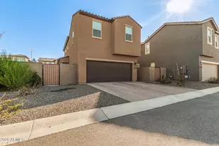 26346 N 19th Dr, Phoenix, AZ 85085 - Photo 31