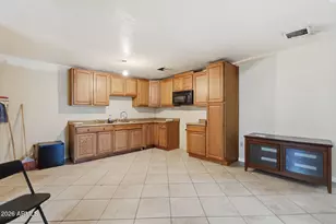 921 S 29th Ave, Phoenix, AZ 85009 - Photo 5