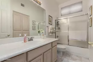 4419 E Robin Ln, Phoenix, AZ 85050 - Photo 23