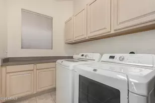 4419 E Robin Ln, Phoenix, AZ 85050 - Photo 25