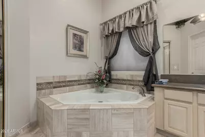 4419 E Robin Lane, Phoenix, AZ 85050 - Photo 15