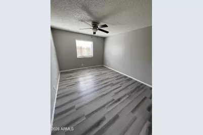 6527 N 67th Avenue #103, Glendale, AZ 85301 - Photo 9