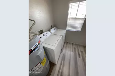 6527 N 67th Avenue #103, Glendale, AZ 85301 - Photo 11